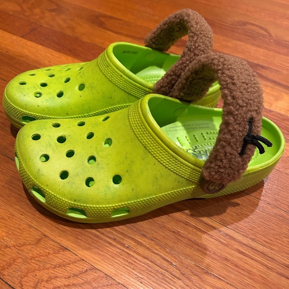 Shrek Crocs - Picture 3 of 7